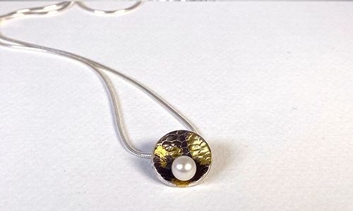 Iris Lo necklace